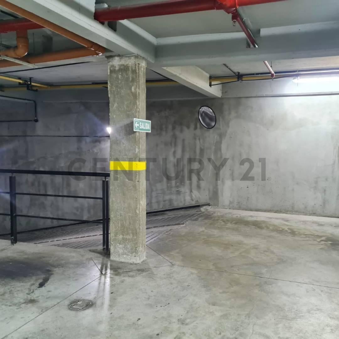Foto de Venta de Cochera en el Centro de La Plata, imagen 3