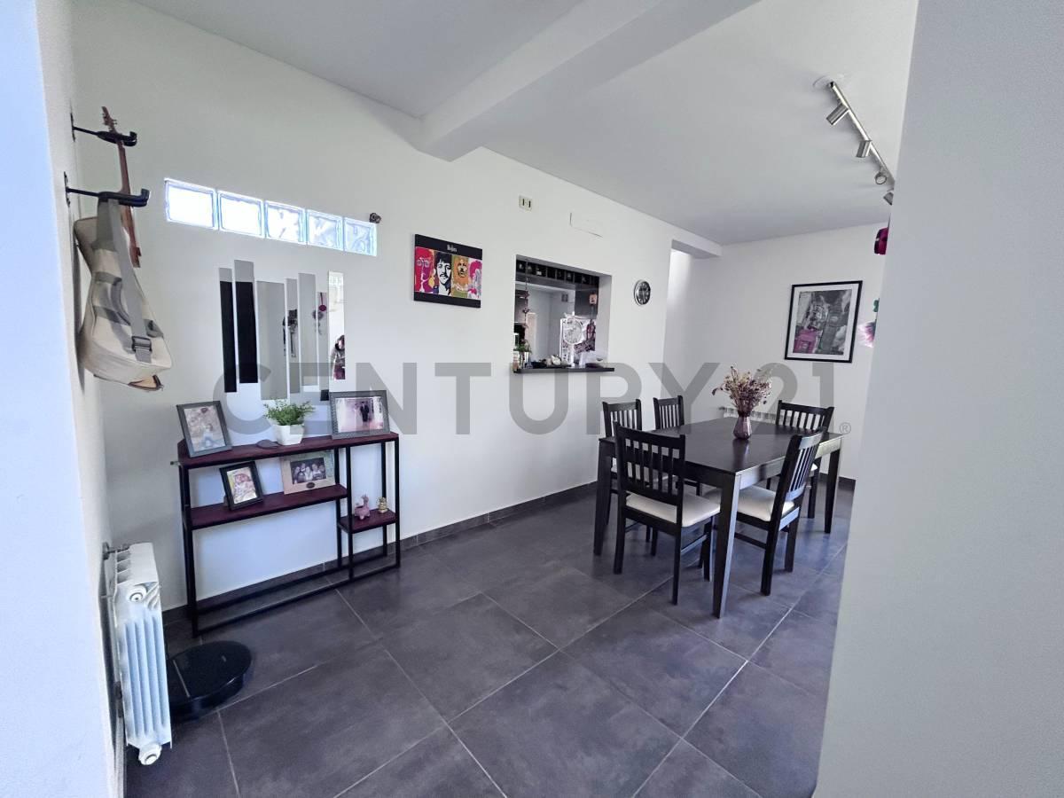 Foto de Venta Casa de 4 Dormitorios en Villa del Plata, Punta Lara, Ensenada, imagen 2