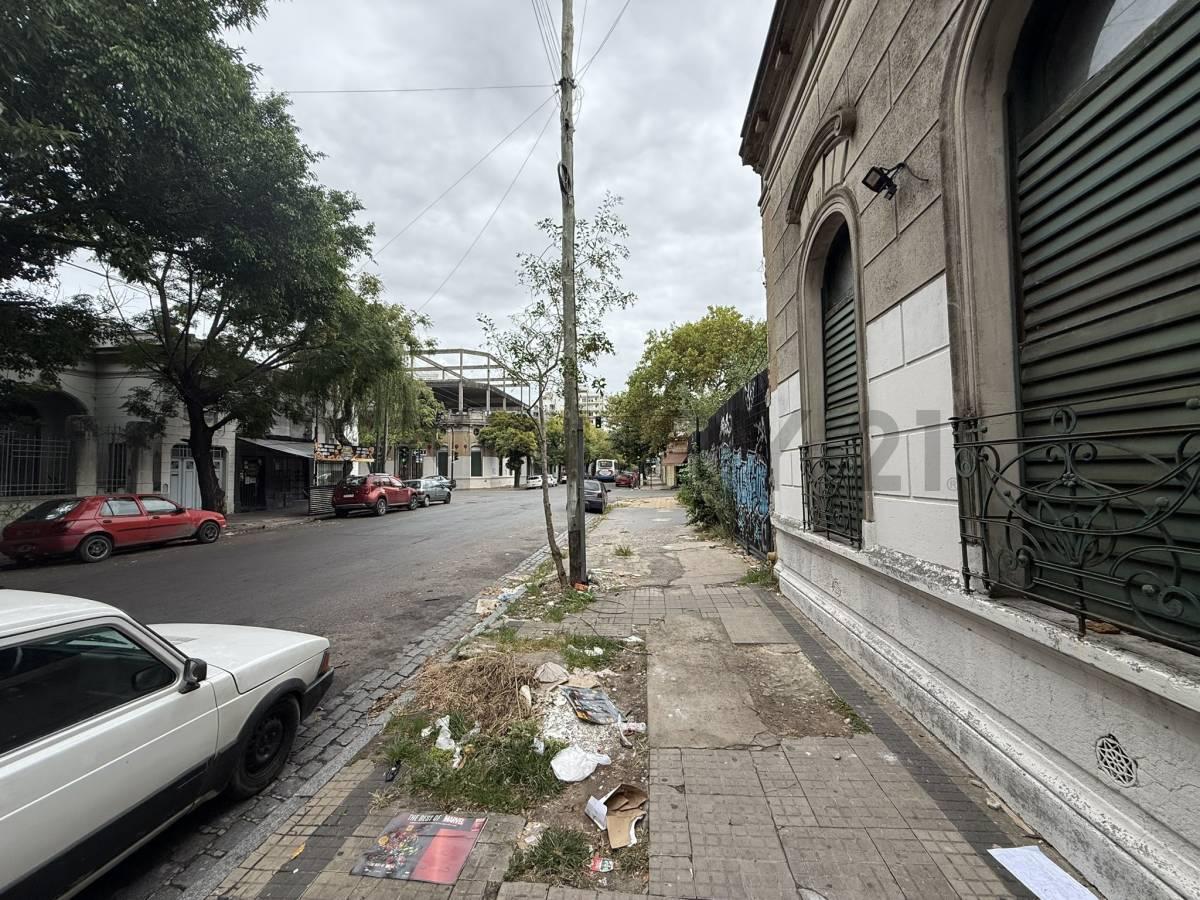 Foto de Venta de Casa a refaccionar / Demoler en La Plata, imagen 2
