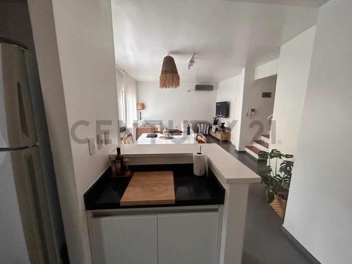 Foto de Venta Dúplex de 2 Dormitorios + escritorio en Gonnet, imagen 5