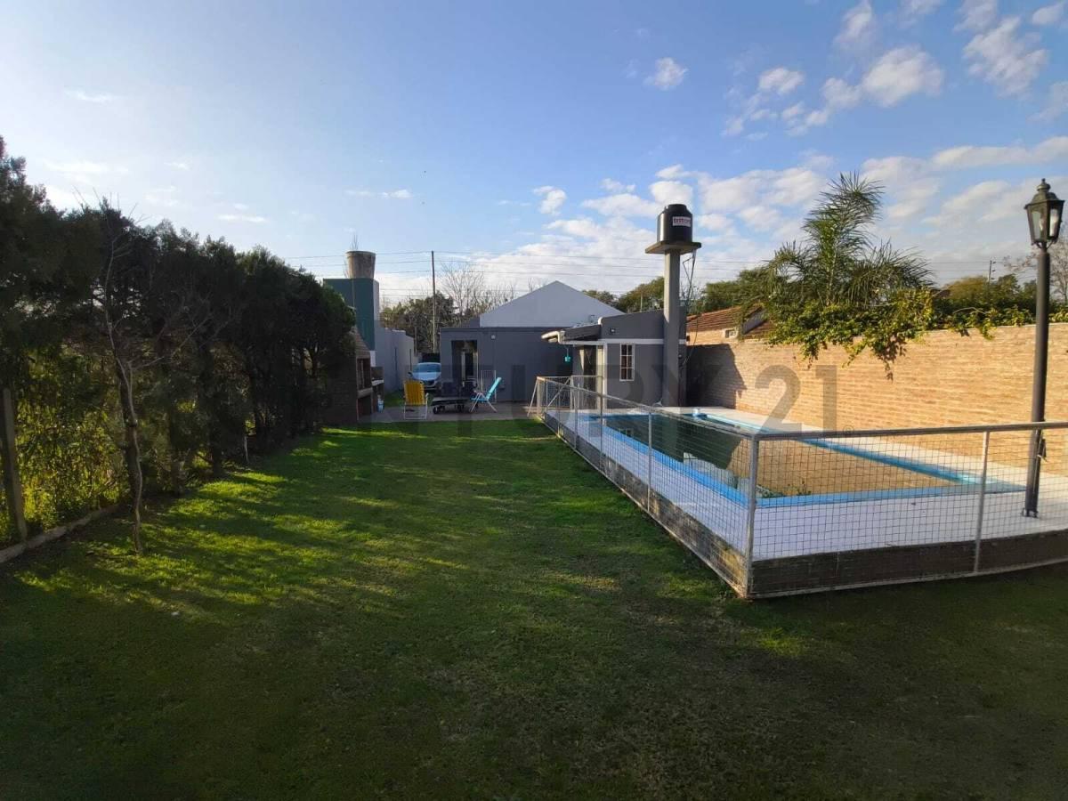 Foto de Casas en venta en City Bell, 2 dormitorios con pileta y quincho, imagen 1