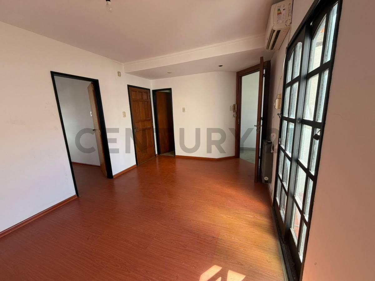 Foto de Departamento en Venta en La Plata, imagen 1