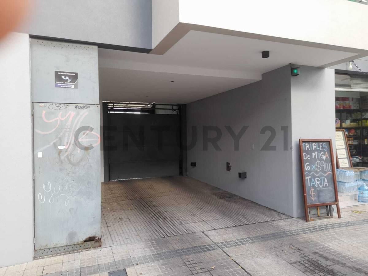 Foto de Cochera cubierta en subsuelo en venta La Plata, imagen 5