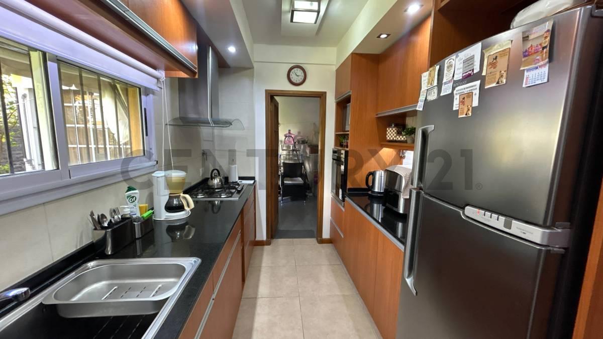 Foto de DÚPLEX EN VENTA DE 3 DORMITORIOS EN VILLA ELISA, imagen 2