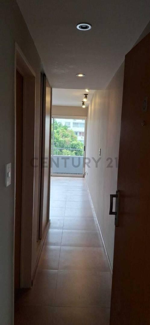 Foto de Departamento en alquiler en La Plata, imagen 4