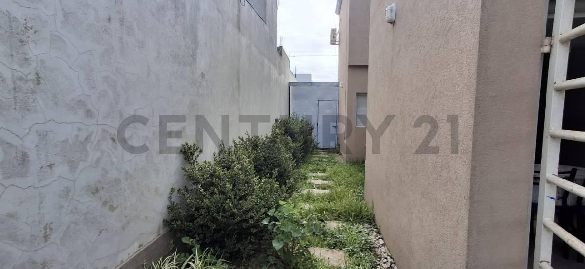 Foto de Casa en venta en Sicardi, 2 dormitorios., imagen 1
