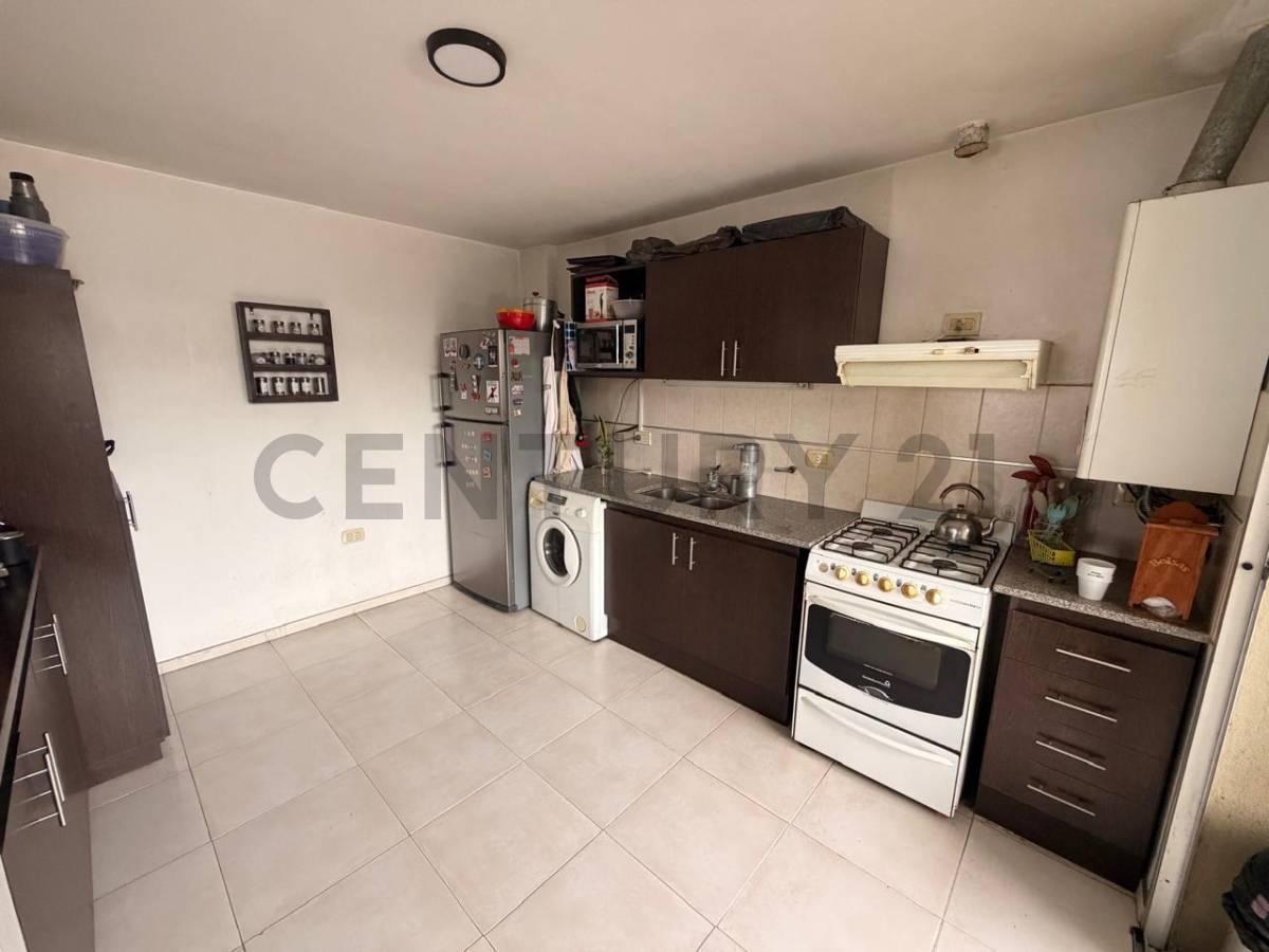 Foto de DEPARTAMENTO DE 2 DORMITORIOS + ESCRITORIO, imagen 4