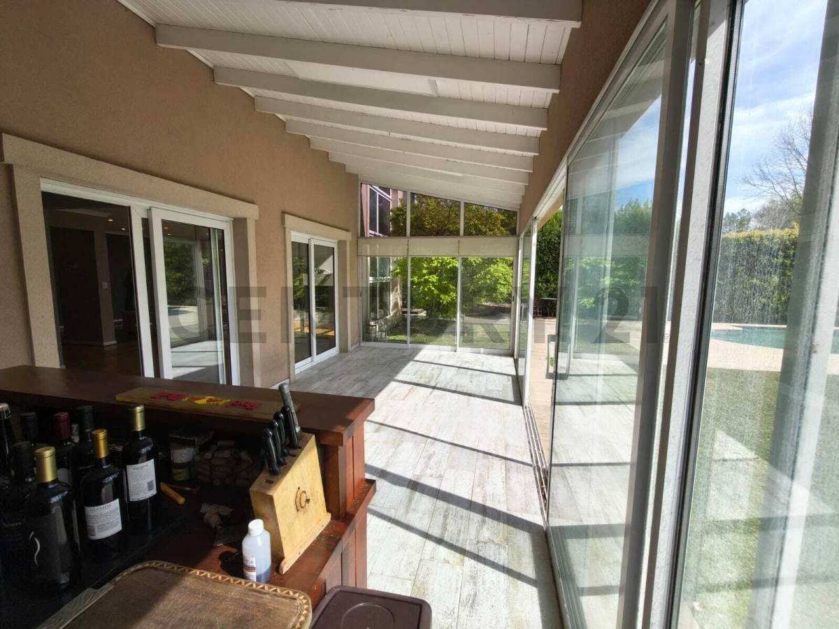 Foto de Casas en venta en Abril, 3 dormitorios con pileta, imagen 5