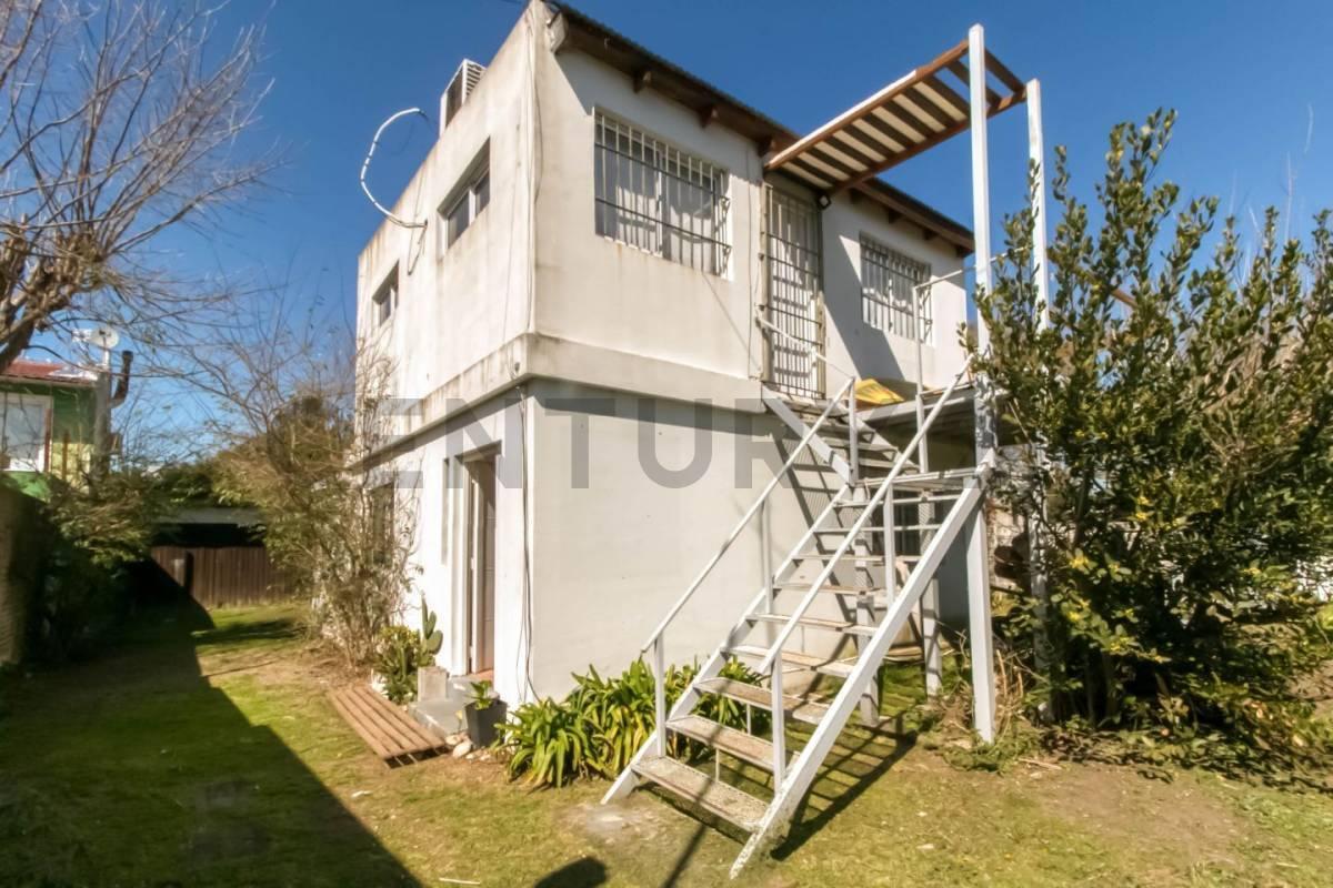 Foto de Casa Departamentos en Punta Lara, imagen 3