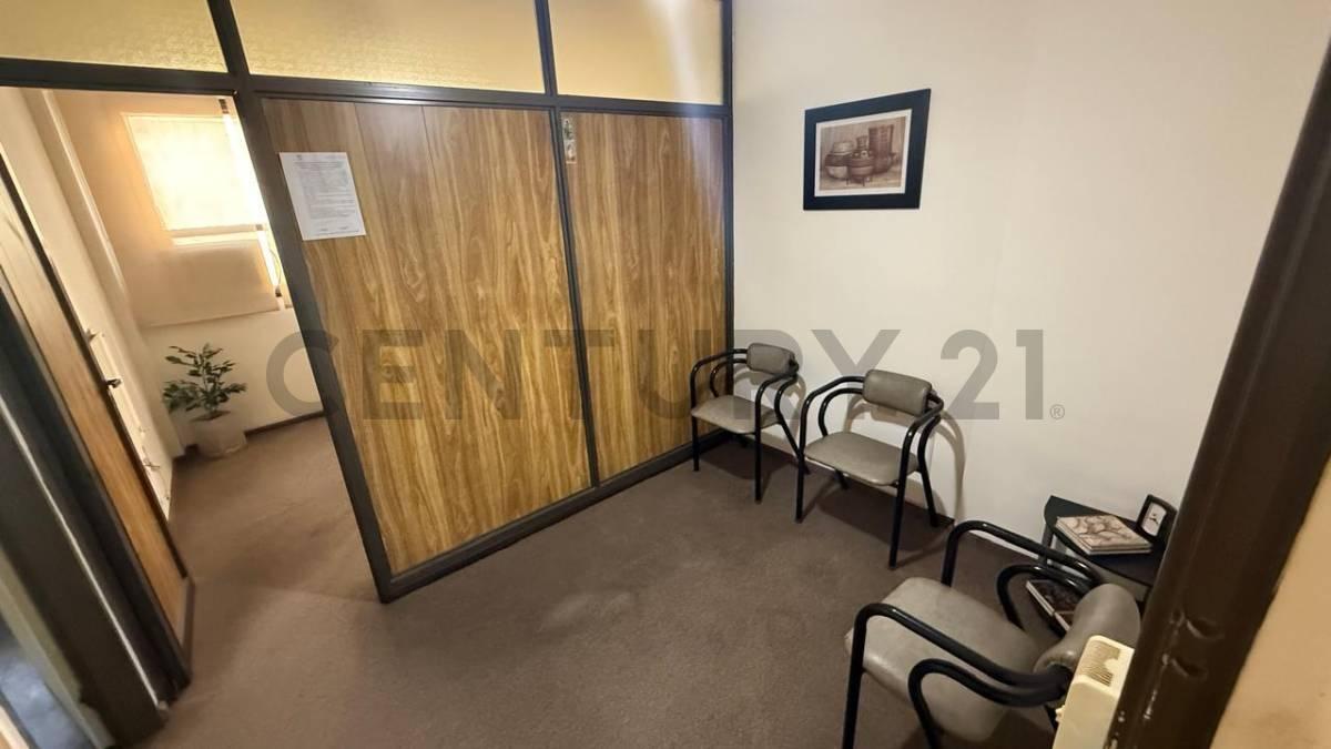 Foto de OFICINA EN VENTA LA PLATA, imagen 2