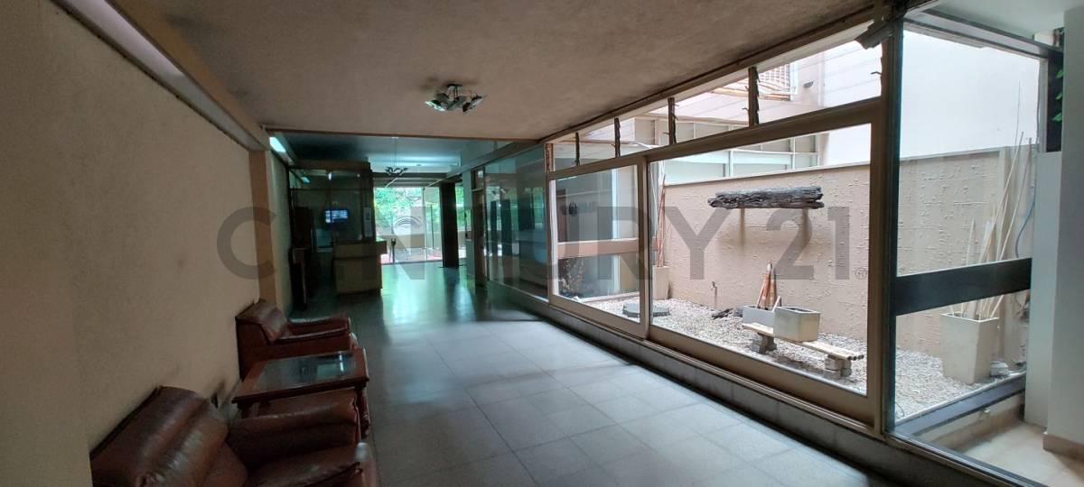 Foto de VENTA LOCAL COMERCIAL CENTRO LA PLATA, imagen 3