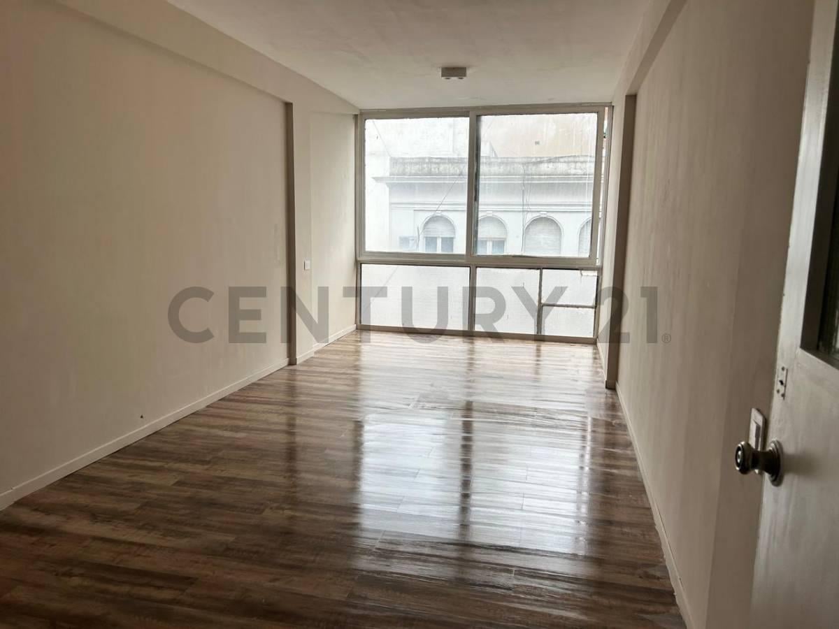 Foto de Venta de Oficina en el centro de La Plata, imagen 1