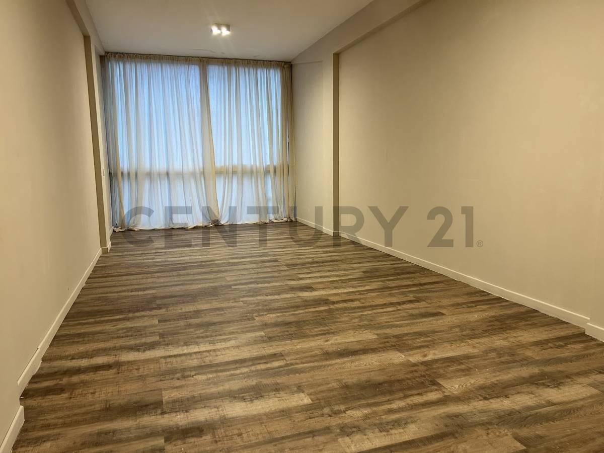 Foto de Venta de Oficina en el centro de La Plata, imagen 4