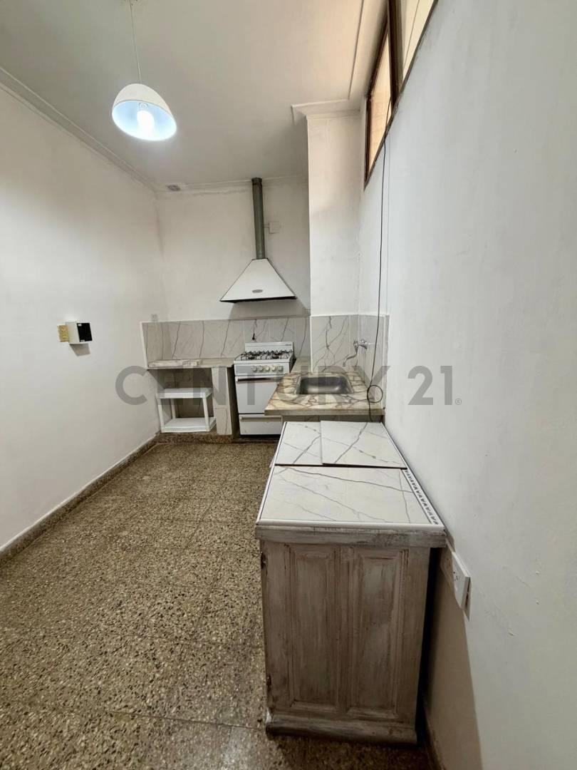 Foto de CASA EN ALQUILER en el casco de La Plata, imagen 2