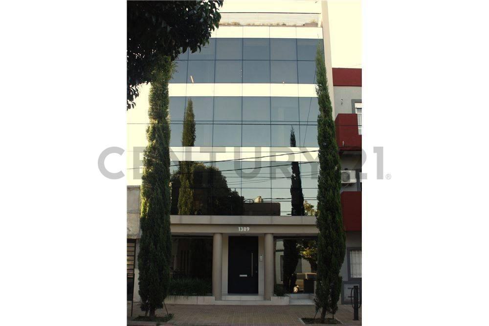 Foto de Edificio de oficinas en Venta La Plata, imagen 1