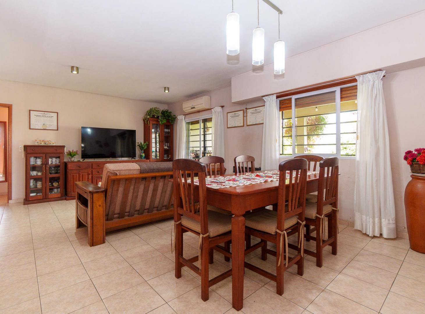 Foto de CASA 3 DORMITORIOS Y PATIO EN VENTA, imagen 5