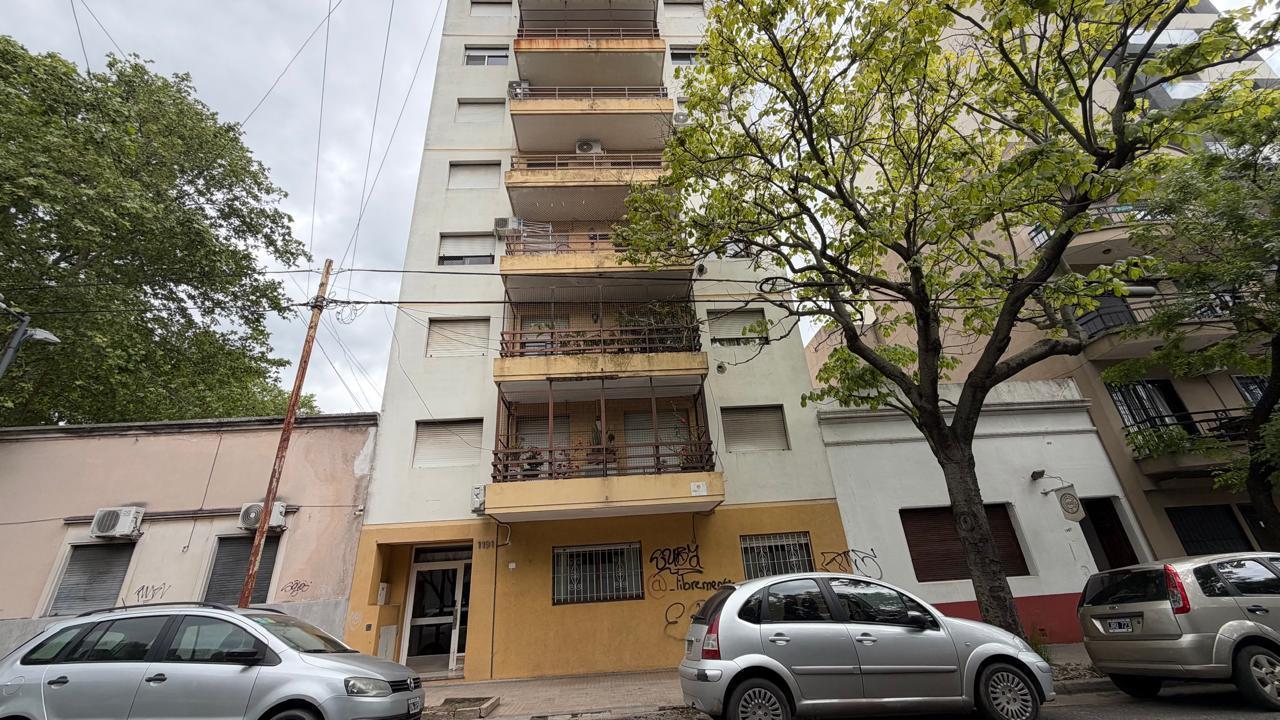 Foto de Departamento de 2 Dormitorios en venta en La Plata, imagen 2