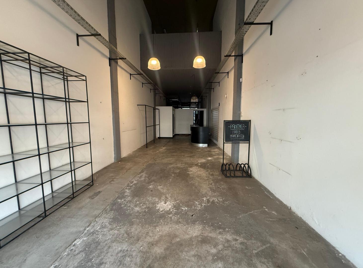 Foto de LOCAL COMERCIAL EN ALQUILER – LOYOLA 669, VILLA CRESPO, imagen 2