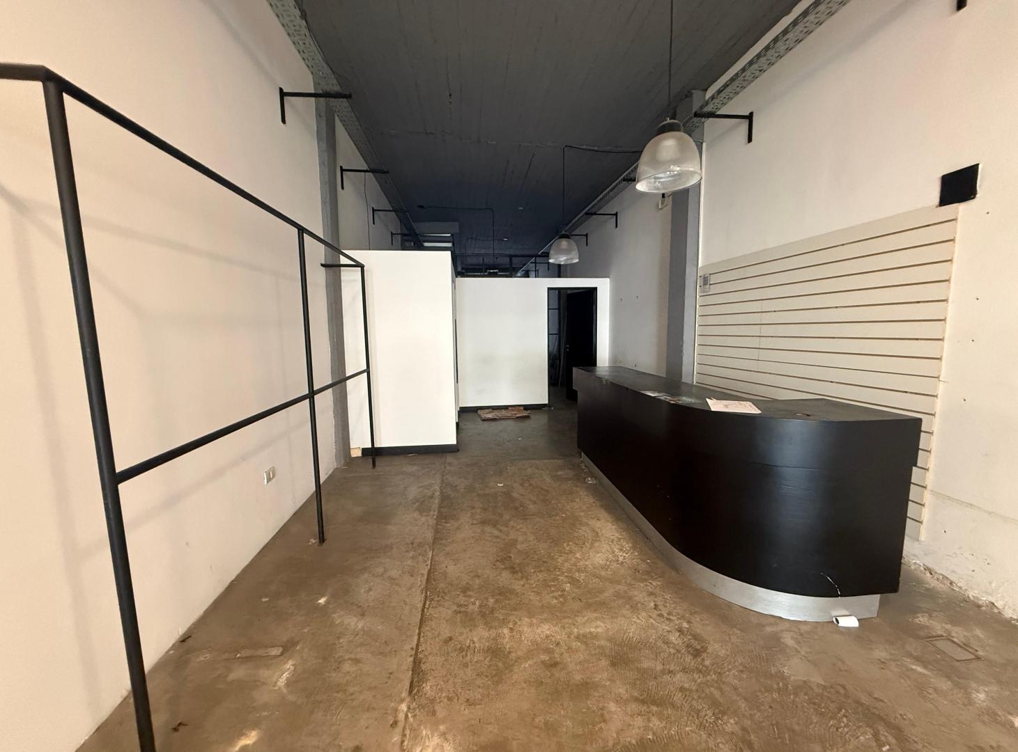 Foto de LOCAL COMERCIAL EN ALQUILER – LOYOLA 669, VILLA CRESPO, imagen 1