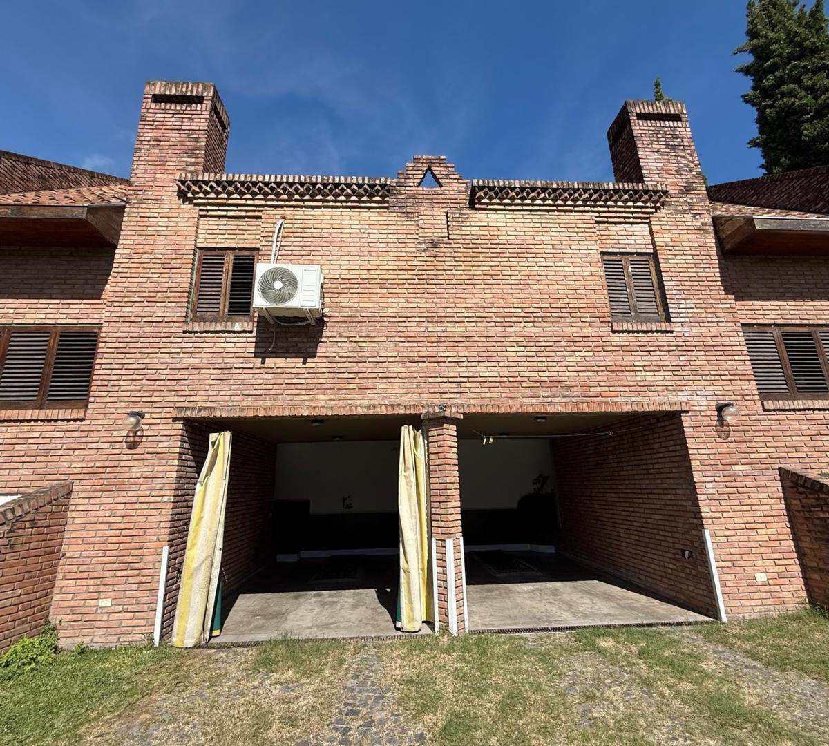 Venta de Hotel en Pilar 4