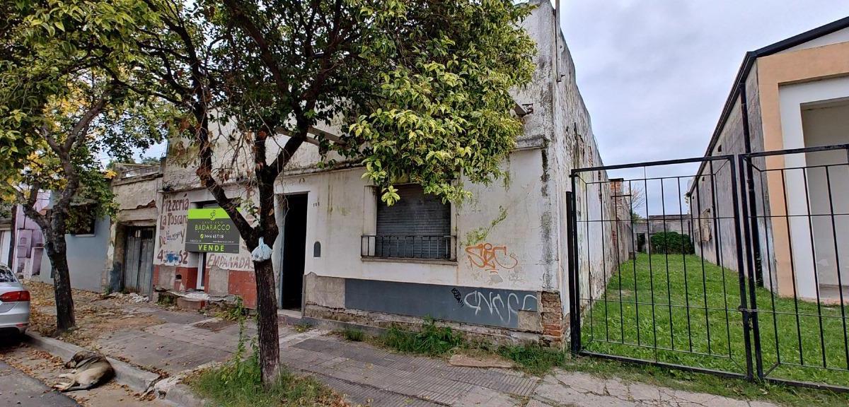Propiedad en Venta a Refaccionar de 175 m² 4
