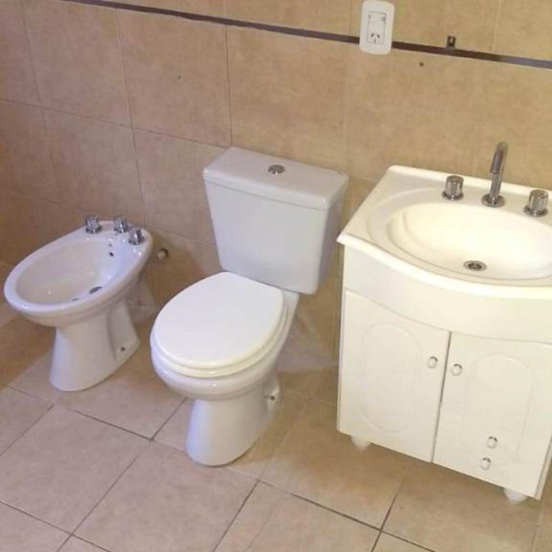 Dúplex de 3 Ambientes en Calles "San Juan" y "Vélez Sarsfield". 4