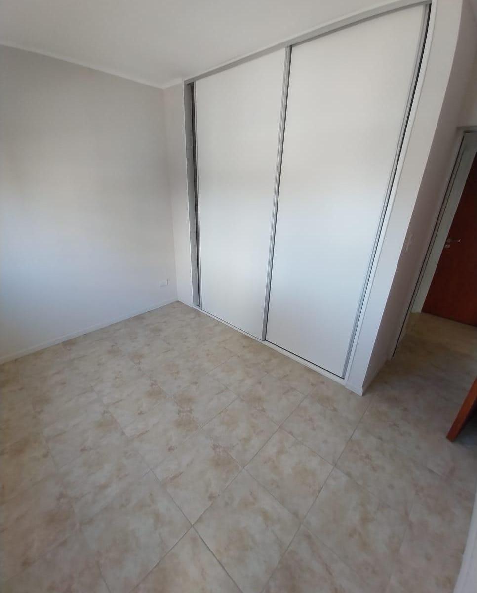 Departamento Céntrico a Estrenar con Cochera en Gualeguaychú. 5