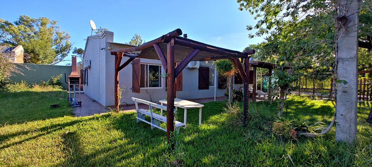 Casa Quinta en Zona de Regimiento, Urquiza Al Oeste, Gualeguaychú. 2