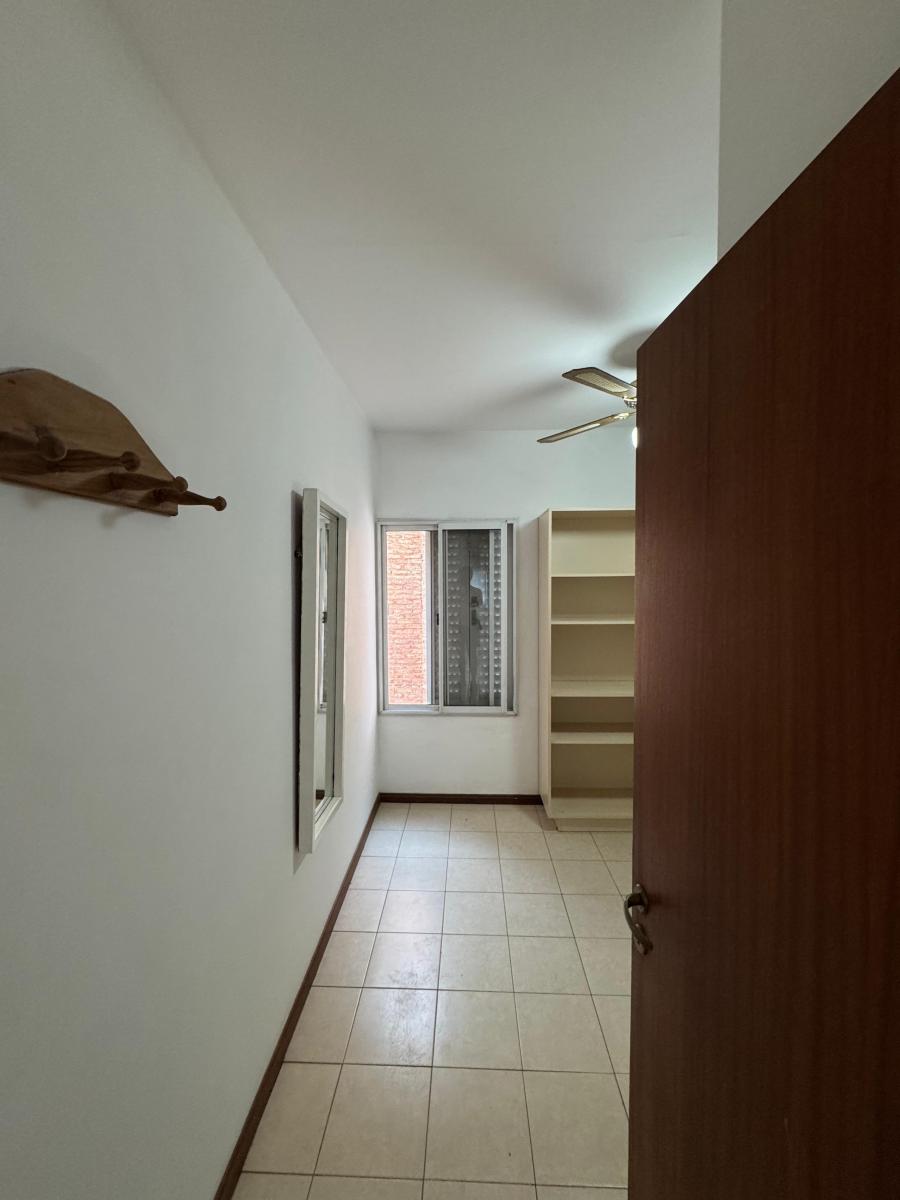 Departamento Céntrico con Cochera en Perfecto Estado en Gualeguaychú. 2