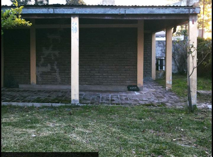 Casa en venta Urquiza al Oeste Parada 10 - Barrio Binelli 3