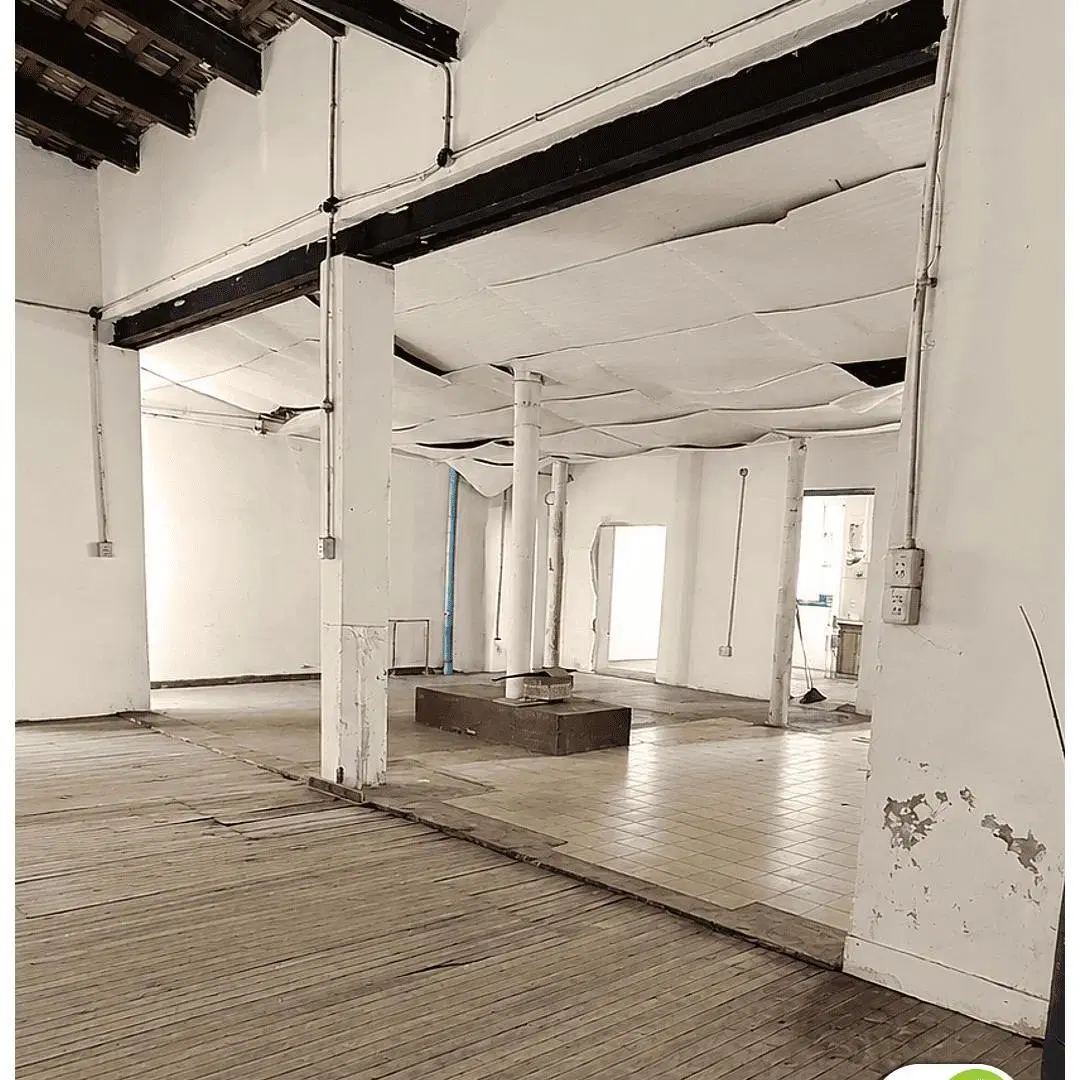 Casa a refaccionar o demoler sobre Av. Rocamora, gran proyección comercial o edilicia. 4