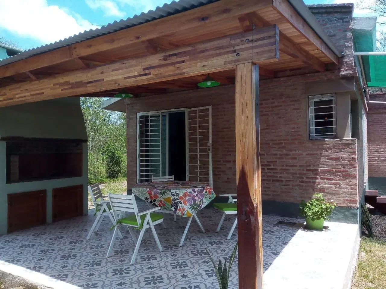 Venta casa Villa Ciudad Parque. 2dorm. Pileta. Acepta permuta 4
