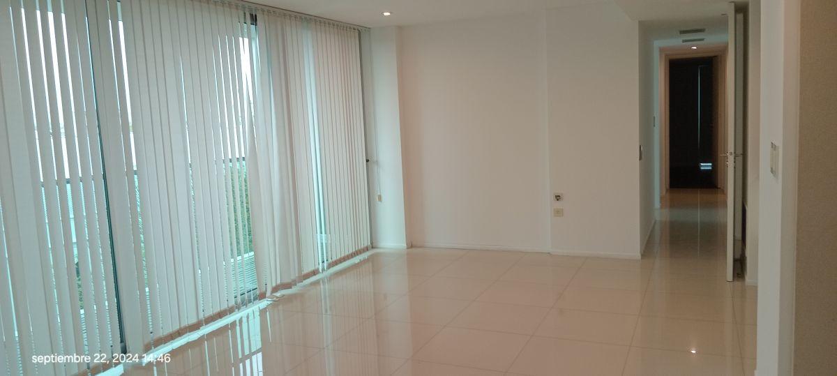 Foto de Excelente departamento en alquiler de 3 dormitorios, imagen 2
