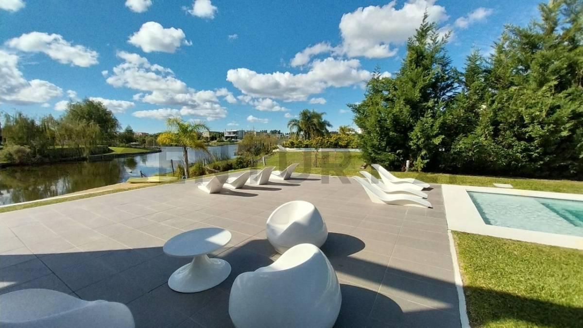 Venta Casa 6 Amb Vista a La Laguna en San Benito, Villanueva 2