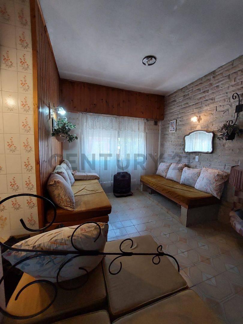 Foto de Venta de Casa 6 AMBIENTES en Parque Camet, con casa de huéspedes - MAR, imagen 2