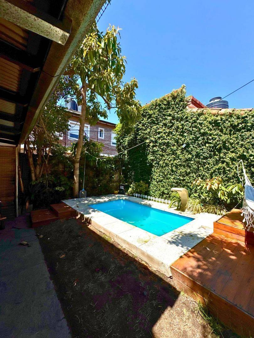 Venta de Casa de 6 Ambientes 4 Dorm., Tigre Centro 2 Casas 5