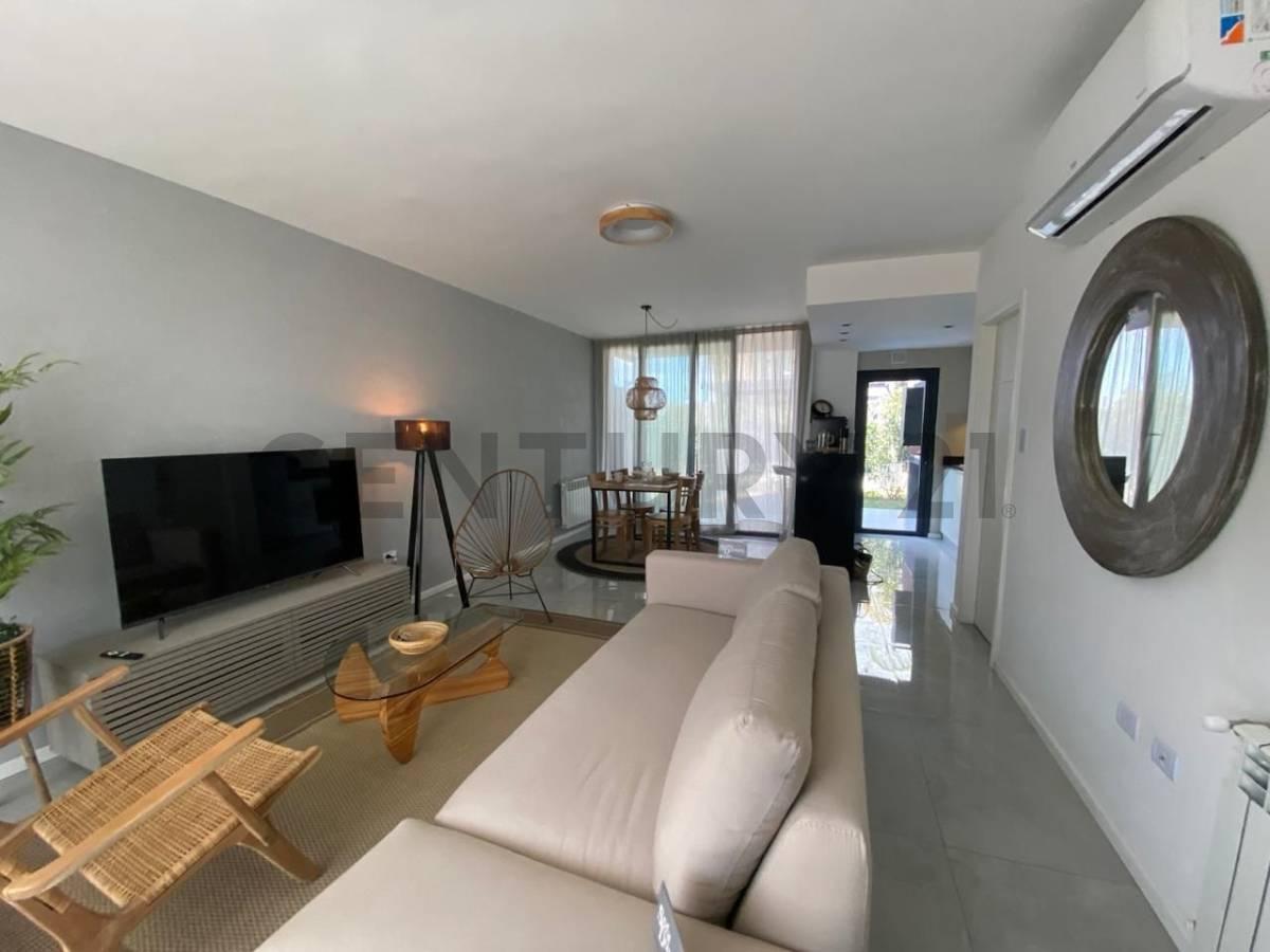Foto de Casa - Triplex 3 Dormitorios en Sunny, Tigre, imagen 2