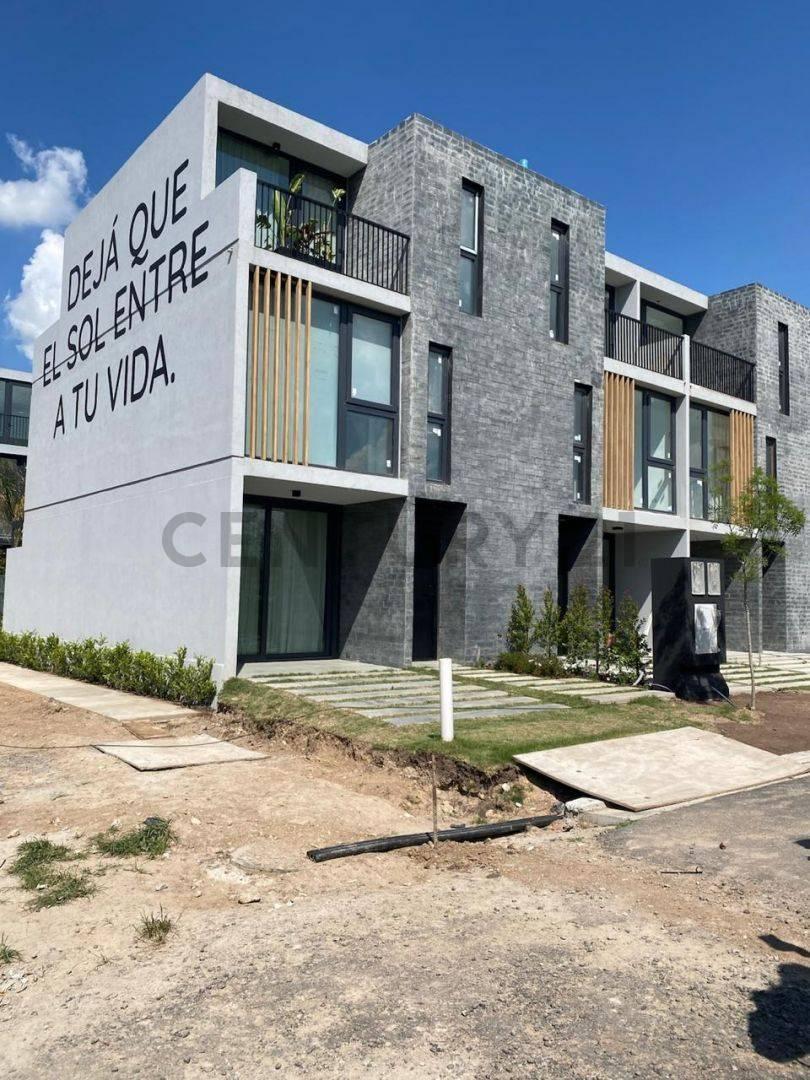 Casa - Triplex 3 Dormitorios en Sunny, Tigre