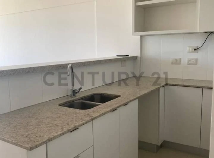 DEPARTAMENTO DE 2 AMB CON COCHERA en TIGRE 3
