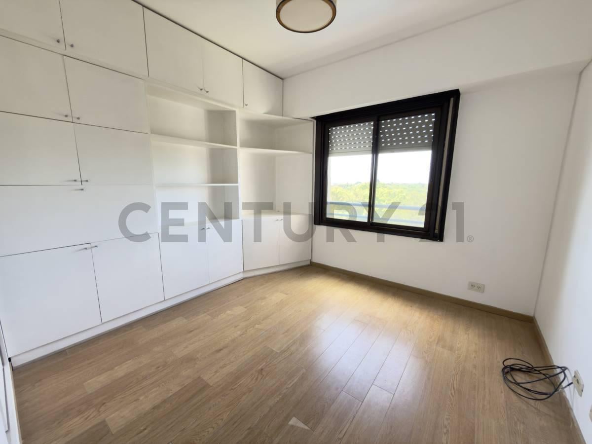 Departamento 2 ambientes en venta en Riverside Tigre