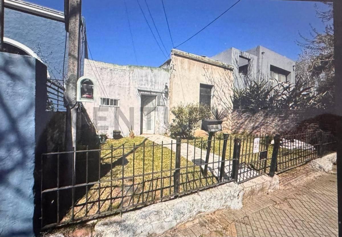 LOTE IDEAL PARA DESARROLLO en una de las mejores zonas residénciales de San Isidro con construcción