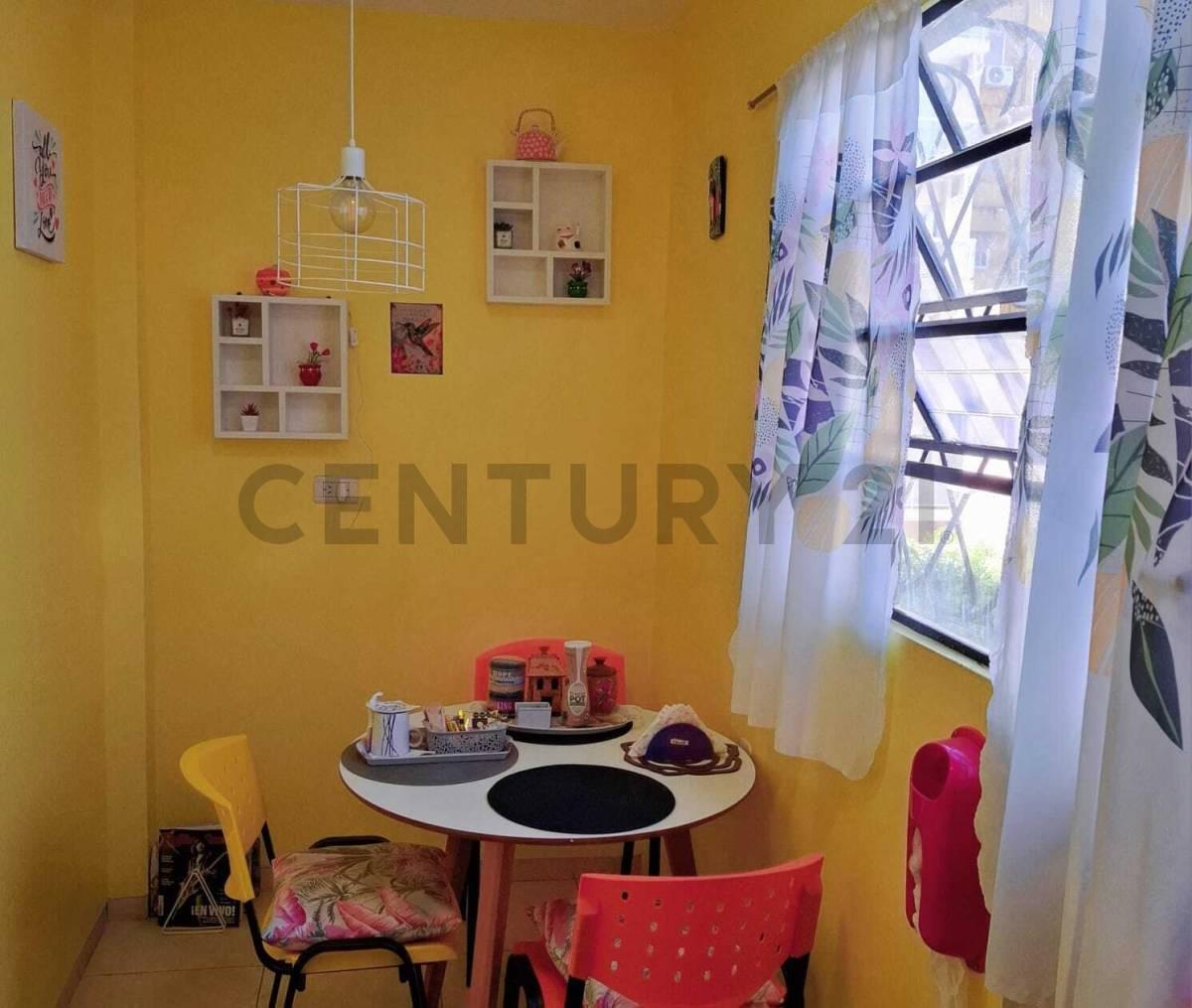 Foto de PH Monoambiente de 28 m² ,a metros de Av. Corrientes y Subte B . Villa, imagen 2