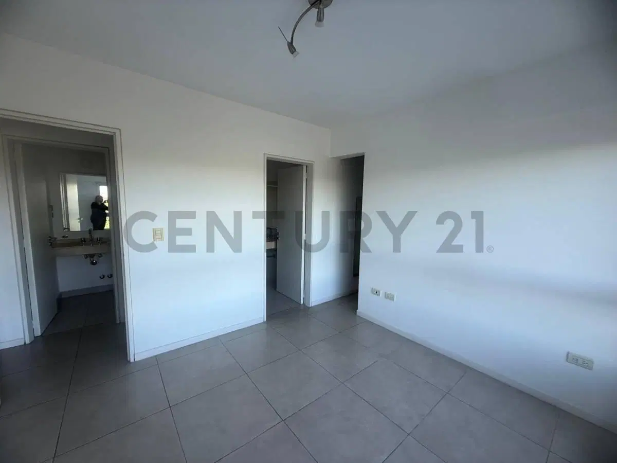 Departamento de 2 ambientes en Complejo El palmar, Edificio Zerena2 Nordelta, con cochera 5