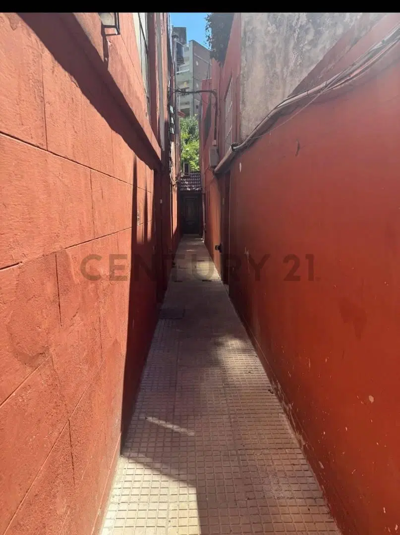 PH 4 ambientes reciclado – 112 m² totales aprox. – terraza y parrilla – sin expensas 2