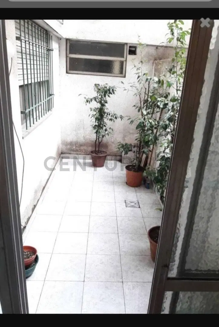 APTO CREDITO -Venta departamento 2 ambientes con patio en centro de San Fernado 5
