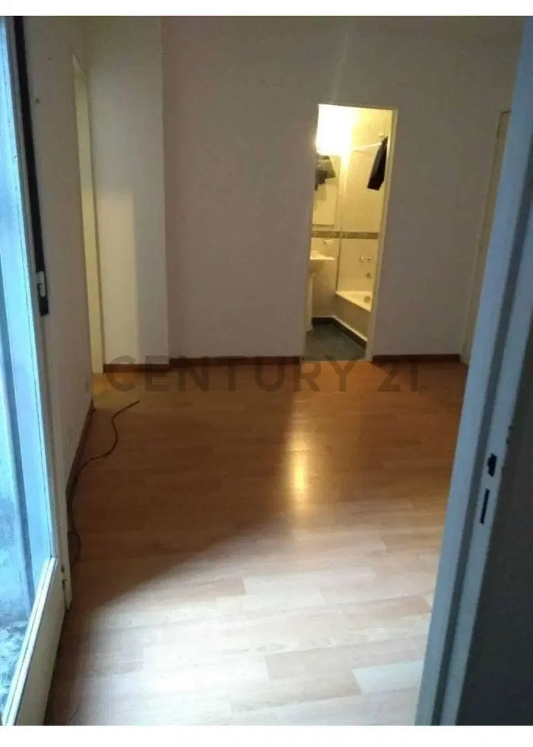 APTO CREDITO -Venta departamento 2 ambientes con patio en centro de San Fernado 2