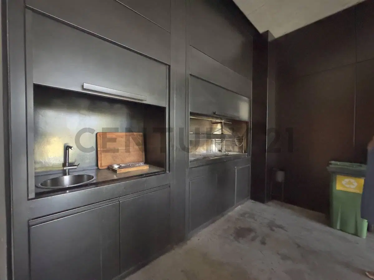 Departamento 2 ambientes con cochera y amenities en Venice 3