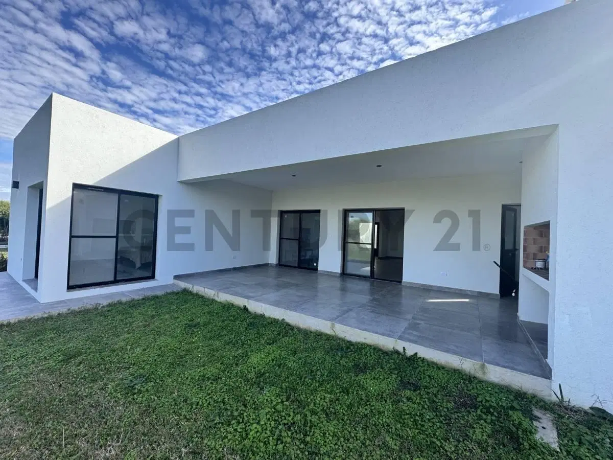 casa en Pilar del este, Pilar 4