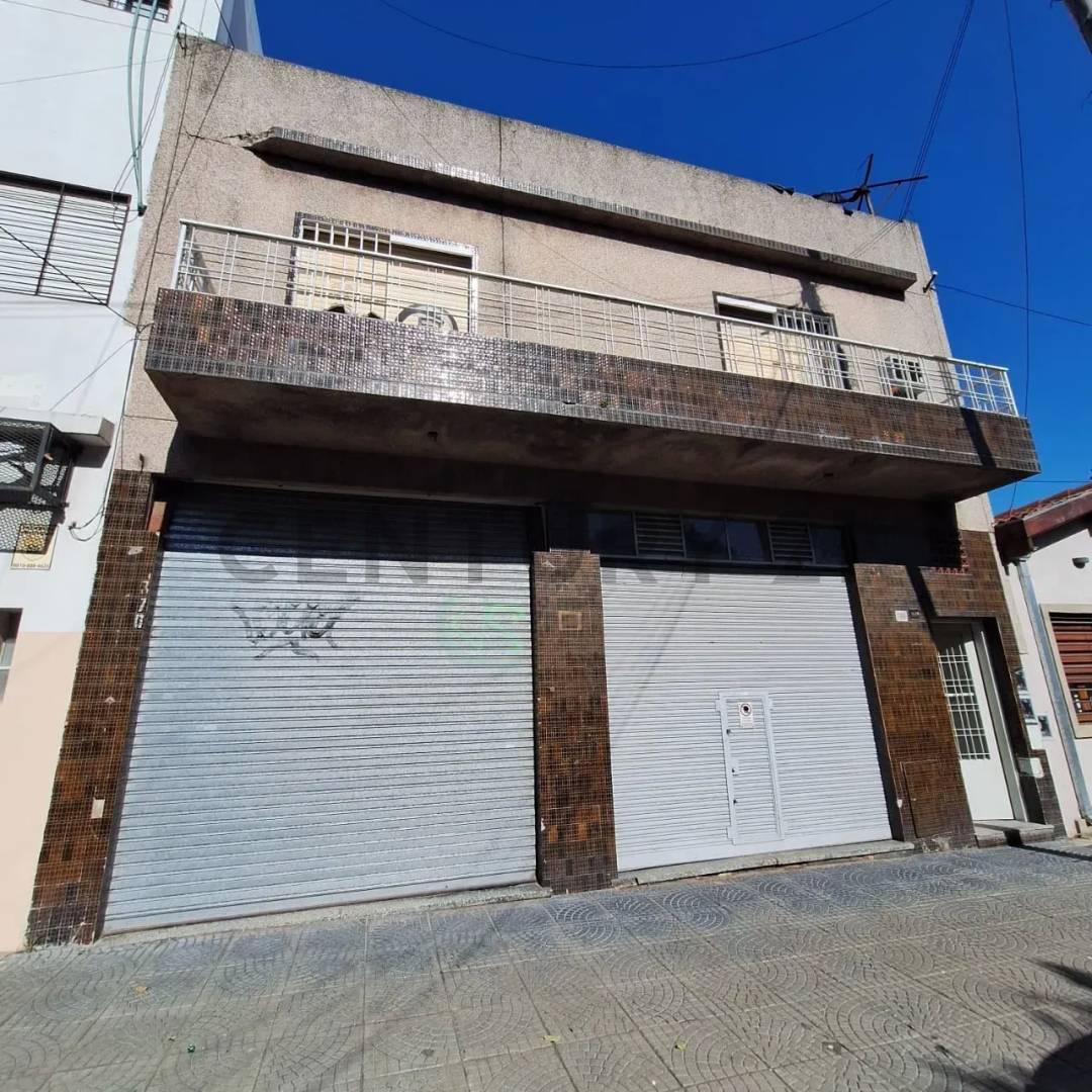 Foto de Venta Casa PH Oficina y Galpón 5 amb en Villa Lynch San Martín, imagen 1