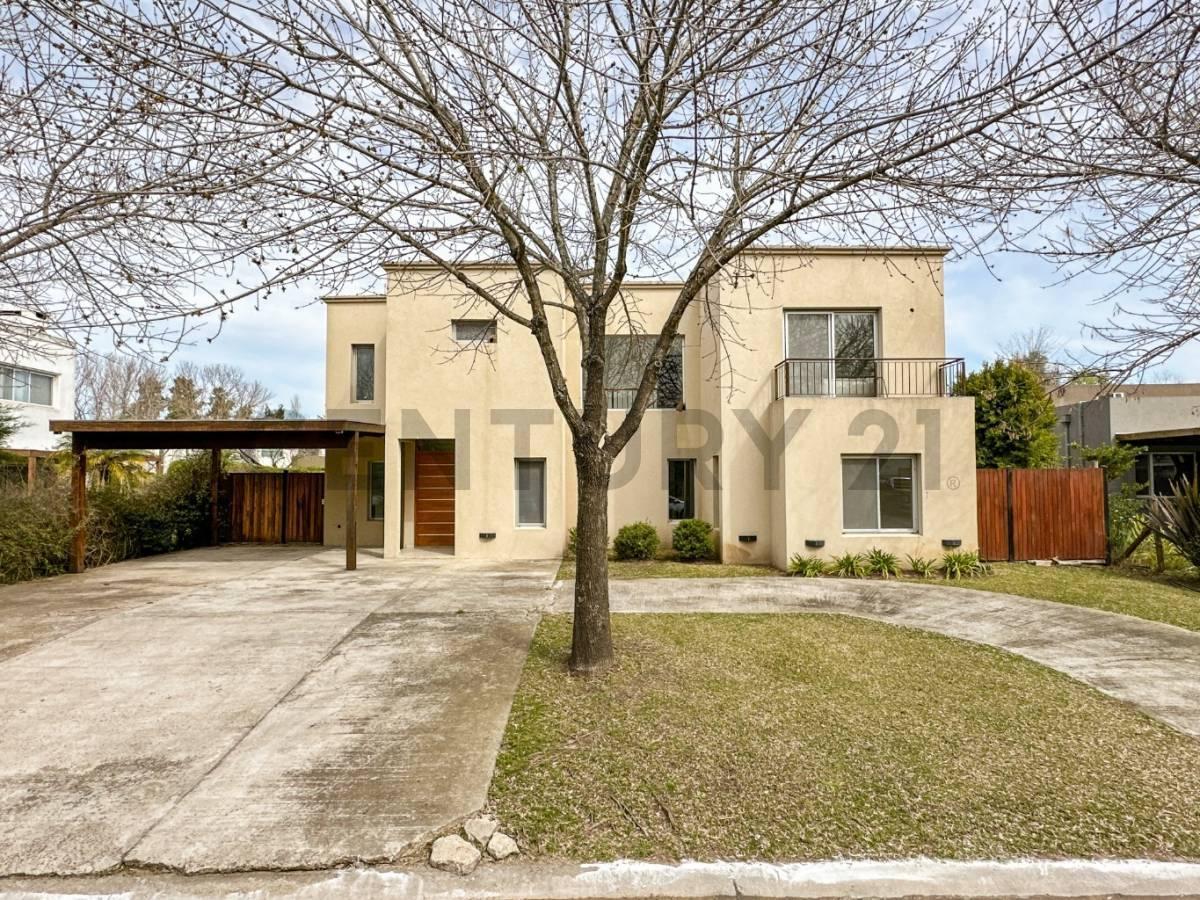Foto de Casa de 3 dormitorios en venta en Barrio Santa Catalina, imagen 1